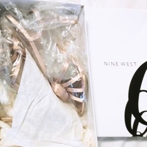 Jasmina Light Gold Nine West